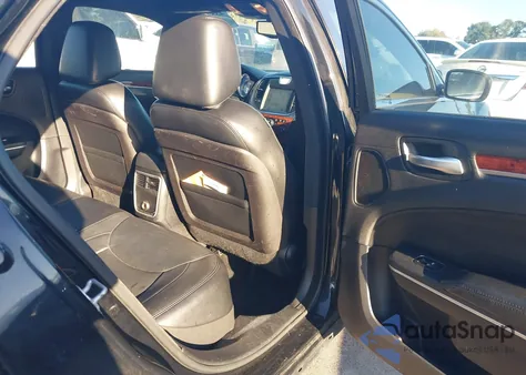 2014 Chrysler 300 z USA, uszkodzony, nr VIN 2C3CCAAG9EH272950